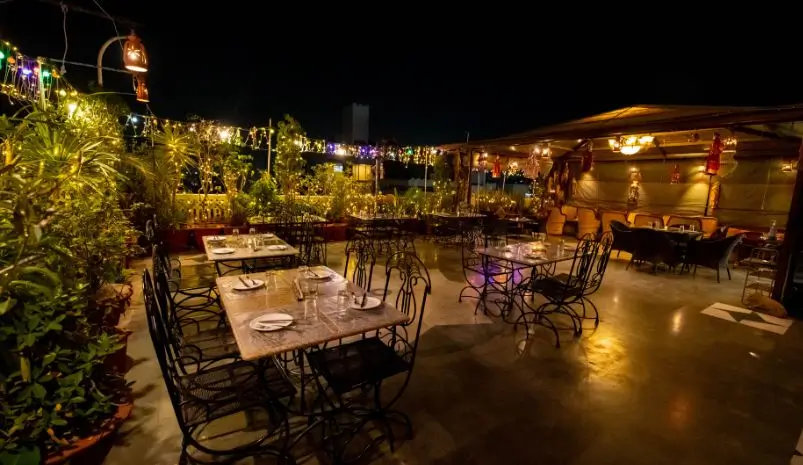Best Rooftop Restaurants for Couples in Jaipur